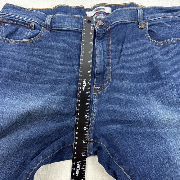 Tommy Hilfiger Men's Straight Dark Wash Jeans Size 40x30 Stretch Whiskered - Picture 13 of 14